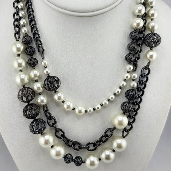 Vera Wang Jewelry - VERA WANG Rocker Chic Gunmetal Cutout Ball Ivory/White Pearl Chain Necklace**NEW